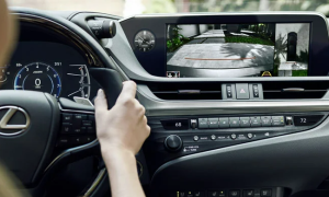 Lexus ES Backup Camera in Englewood, NJ