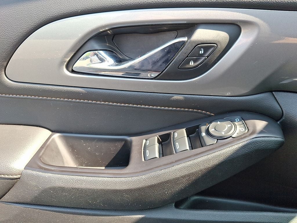 2018 Chevrolet Traverse LT Cloth w/1LT