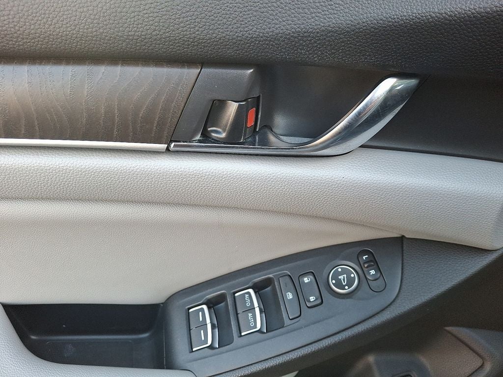 2019 Honda Accord Hybrid EX