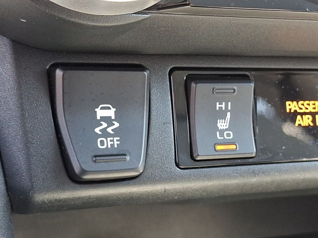 2019 Toyota RAV4 XLE Premium w/Premium Grade Weather Package