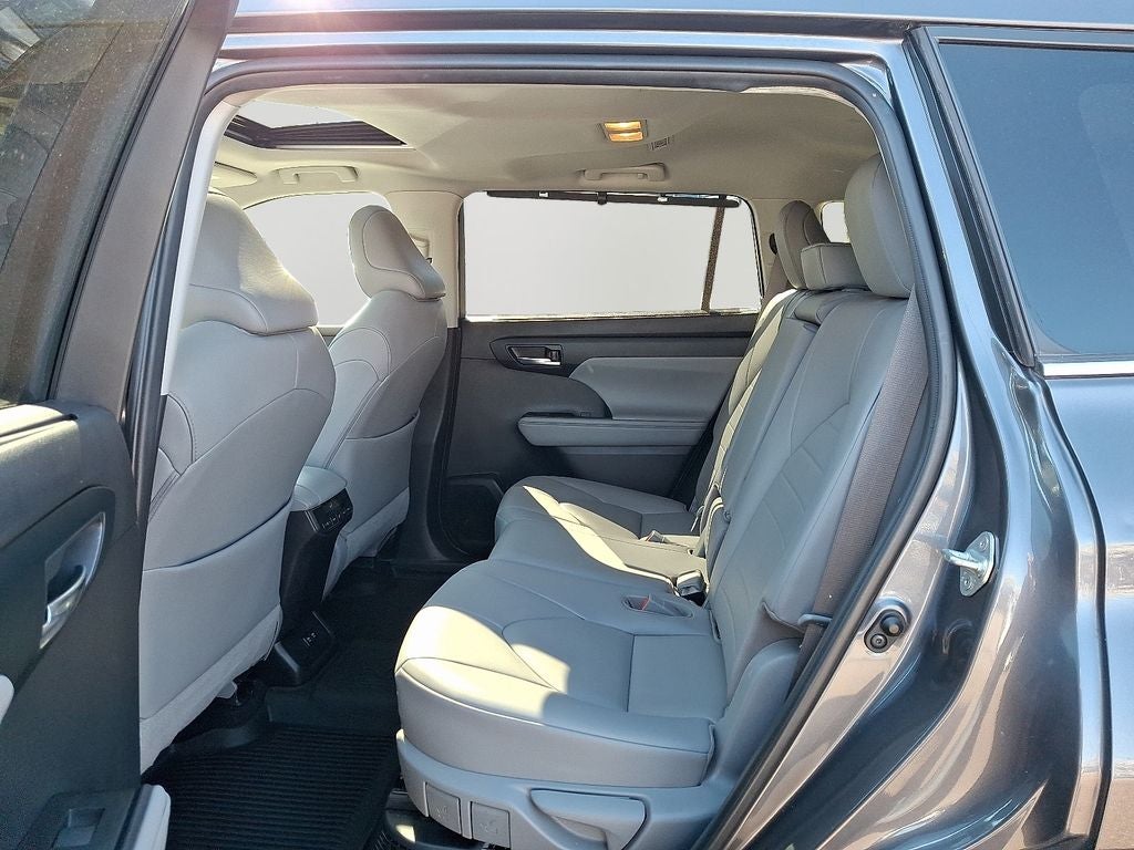 2020 Toyota Highlander Hybrid XLE AWD