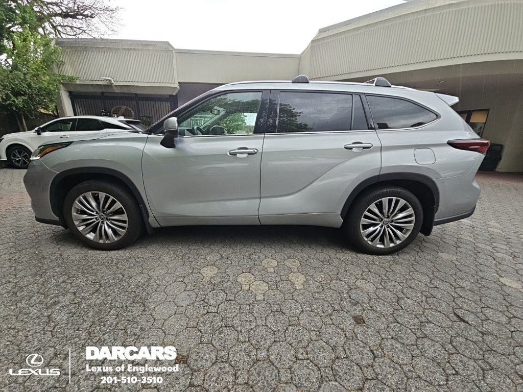 2024 Toyota Highlander Platinum AWD