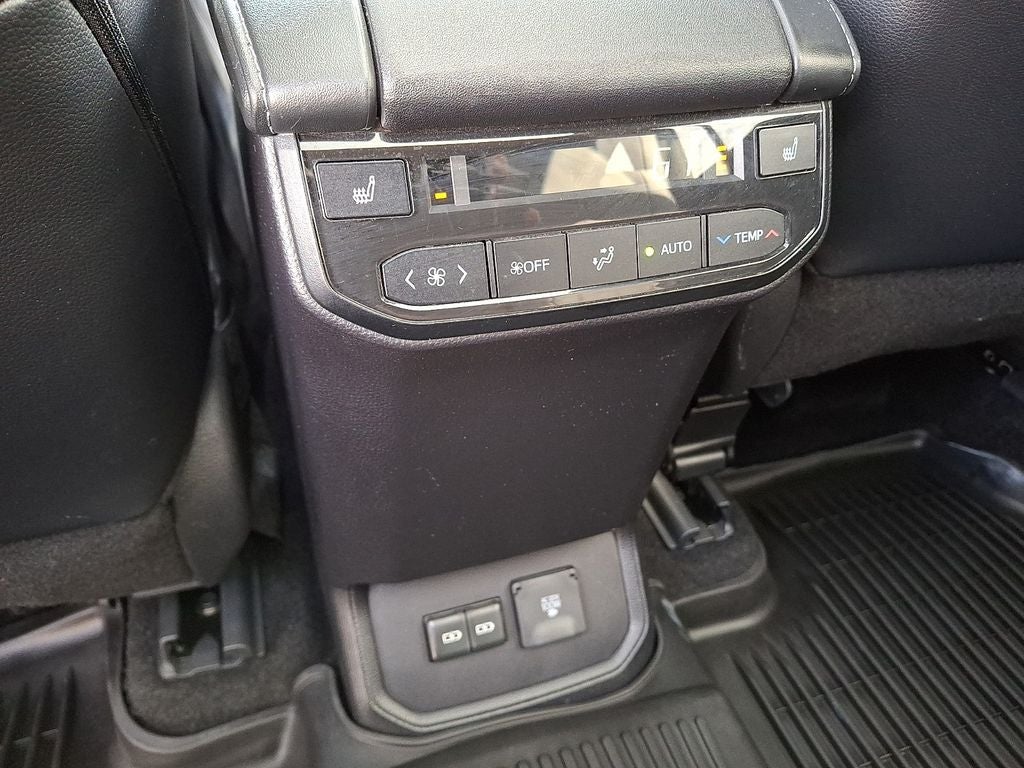 2024 Toyota Highlander Platinum AWD