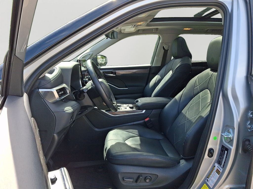 2024 Toyota Highlander Platinum AWD