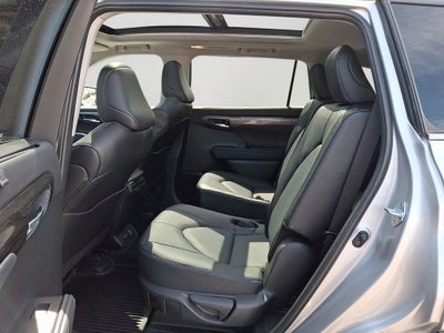 2024 Toyota Highlander Platinum AWD