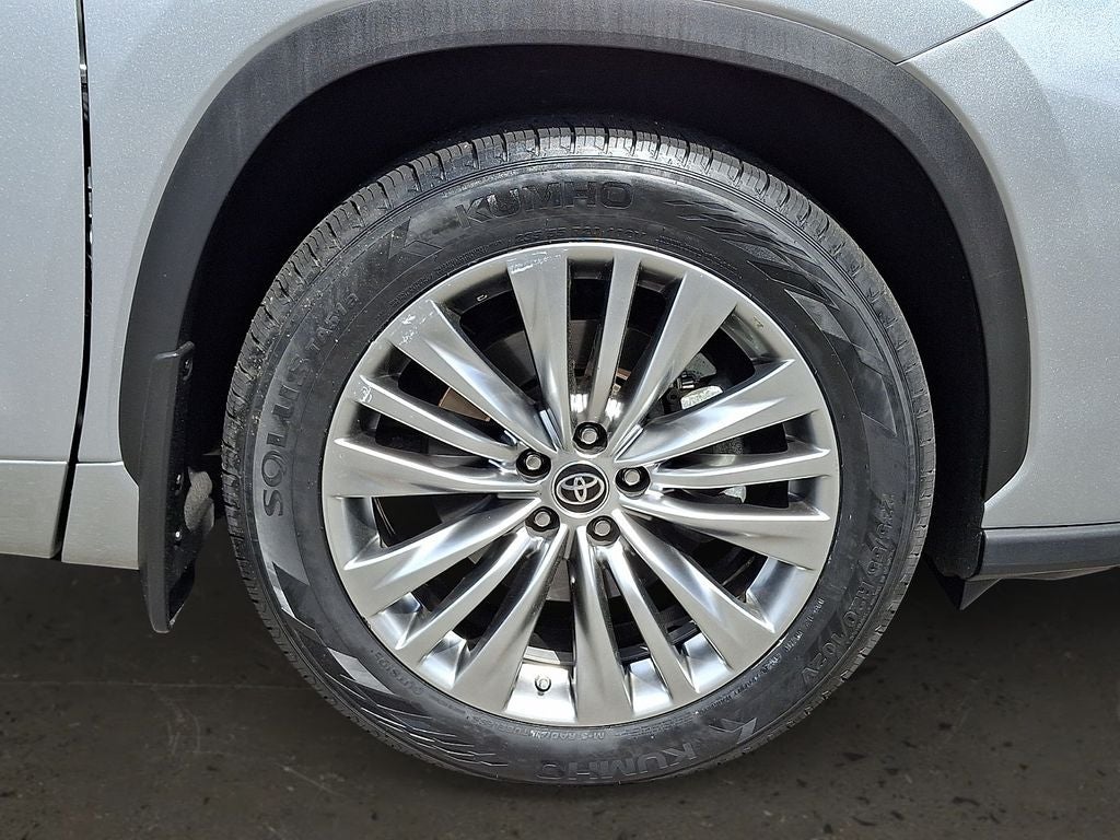2024 Toyota Highlander Platinum AWD