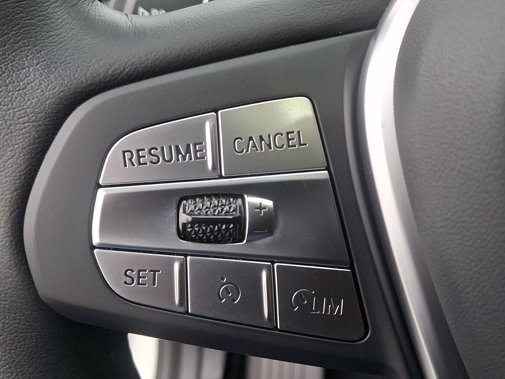 2023 BMW X4 xDrive30i AWD