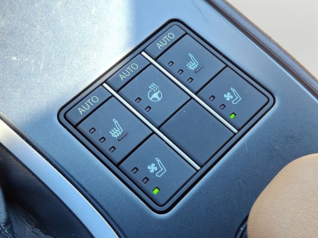 2023 Lexus UX 250h Premium 250h Premium AWD