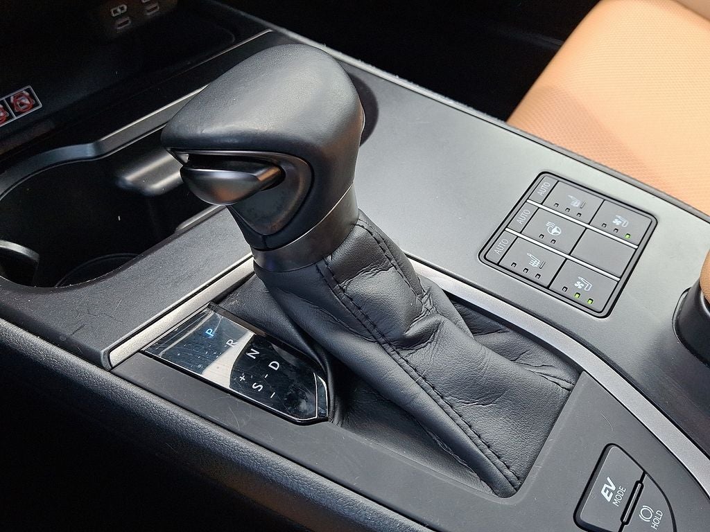 2024 Lexus UX 250h Premium PREMIUM AWD