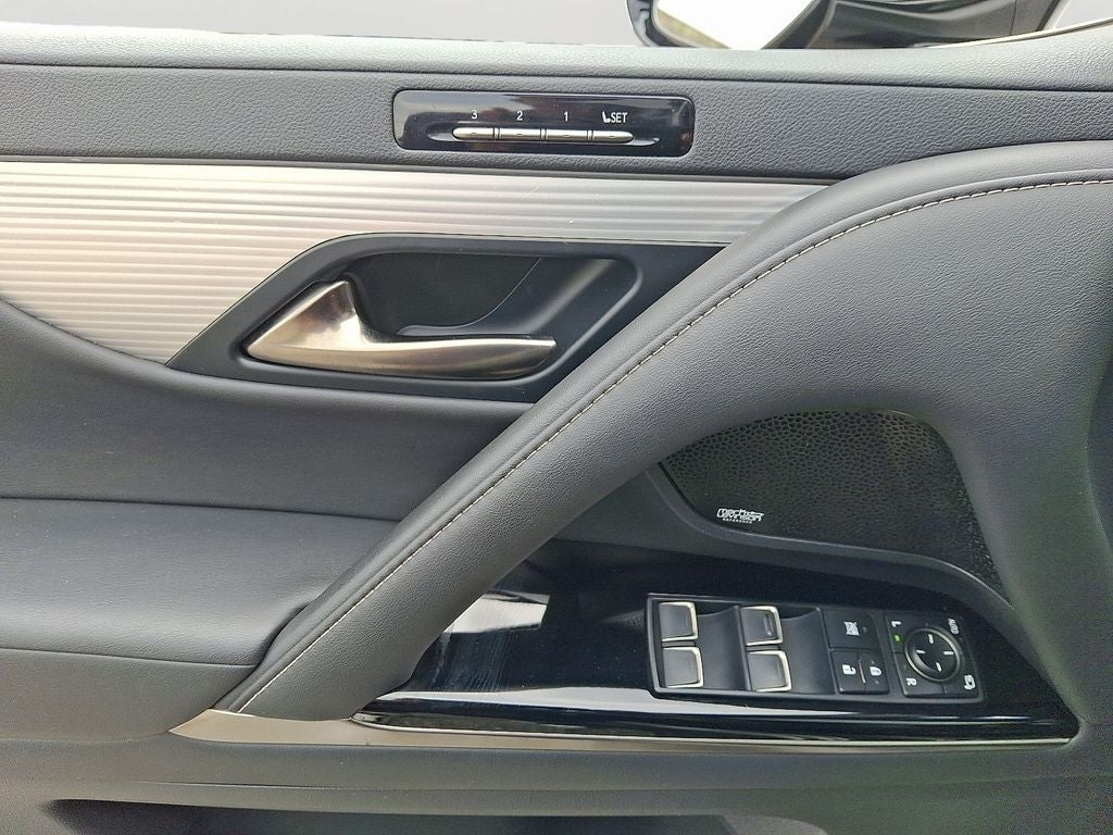 2023 Lexus LX 600 F SPORT 600 F SPORT