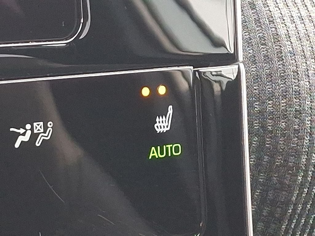 2024 Subaru Solterra Premium