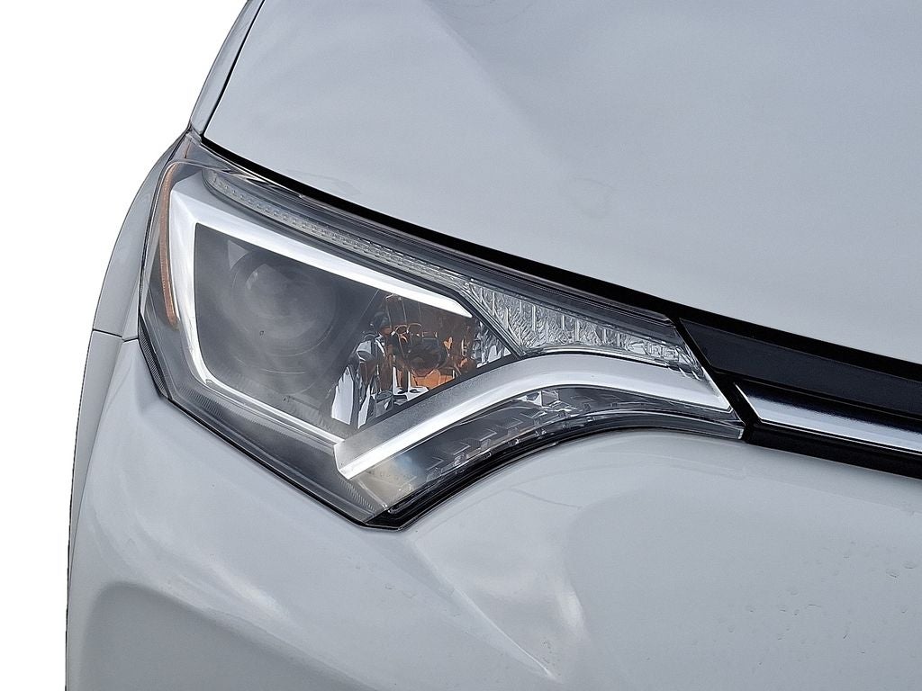 2017 Toyota RAV4 Hybrid XLE