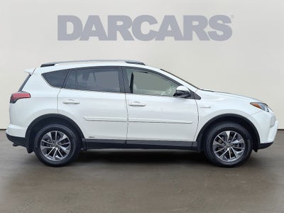 2017 Toyota RAV4 Hybrid XLE
