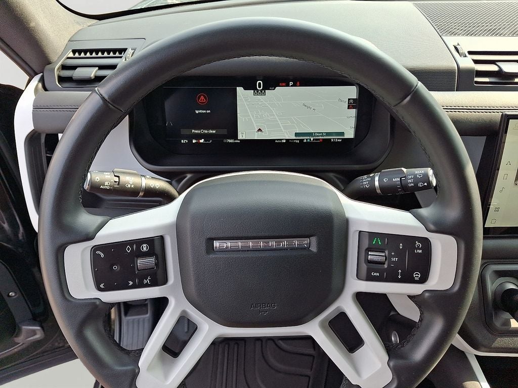 2025 Land Rover Defender 110 S