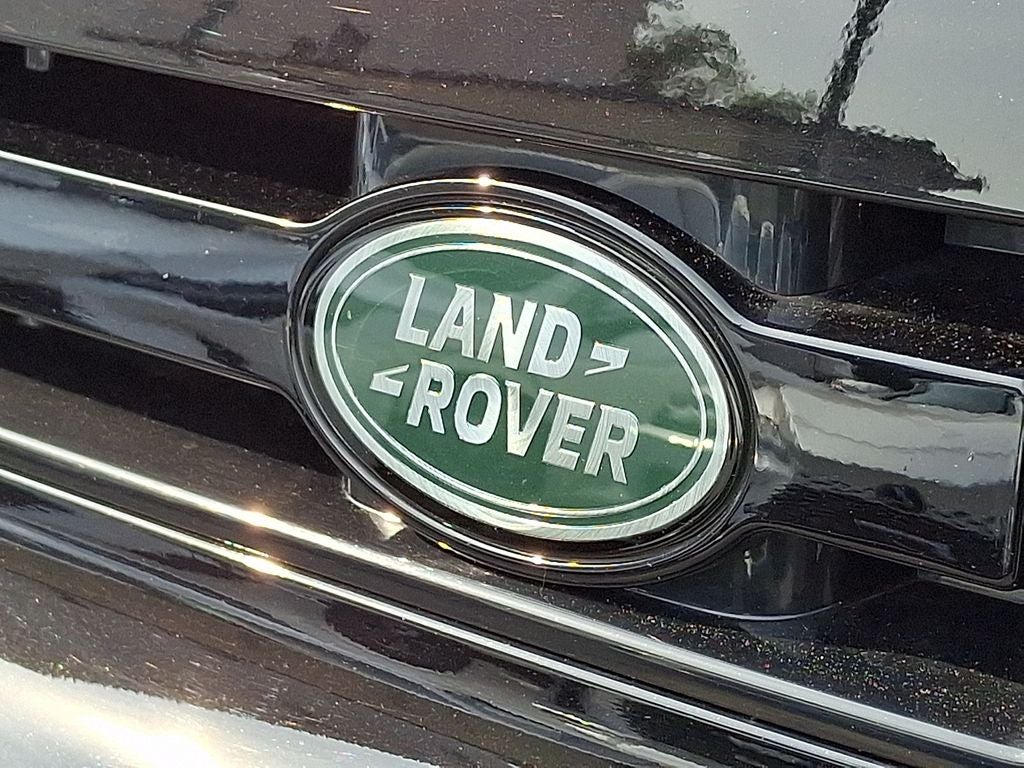 2025 Land Rover Defender 110 S