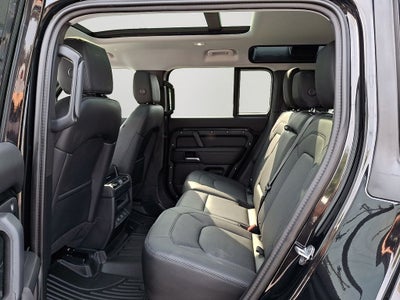 2025 Land Rover Defender 110 S