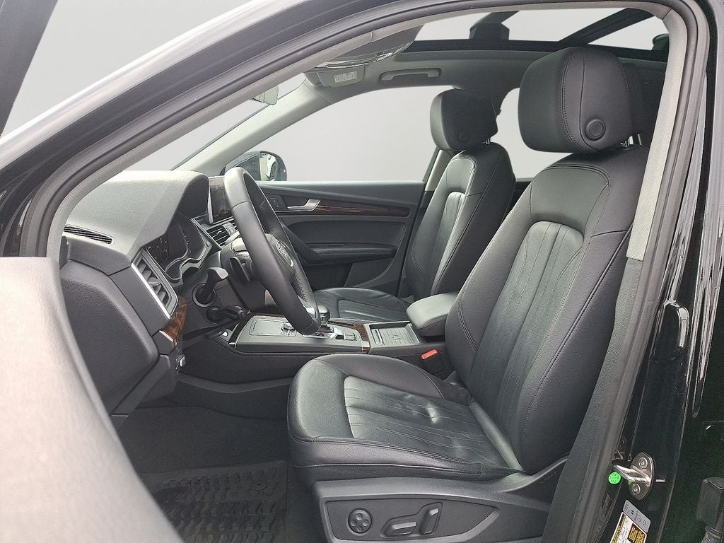 2020 Audi Q5 45 Premium Plus quattro