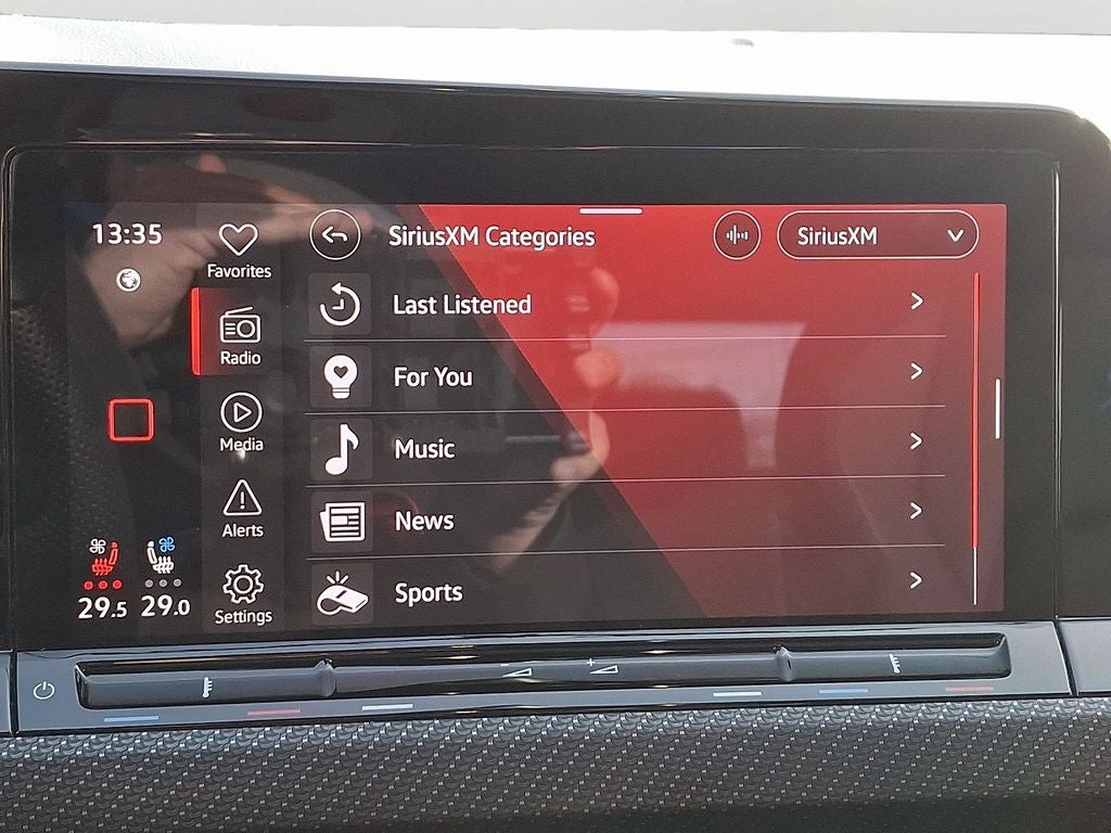 2024 Volkswagen Golf R 2.0T