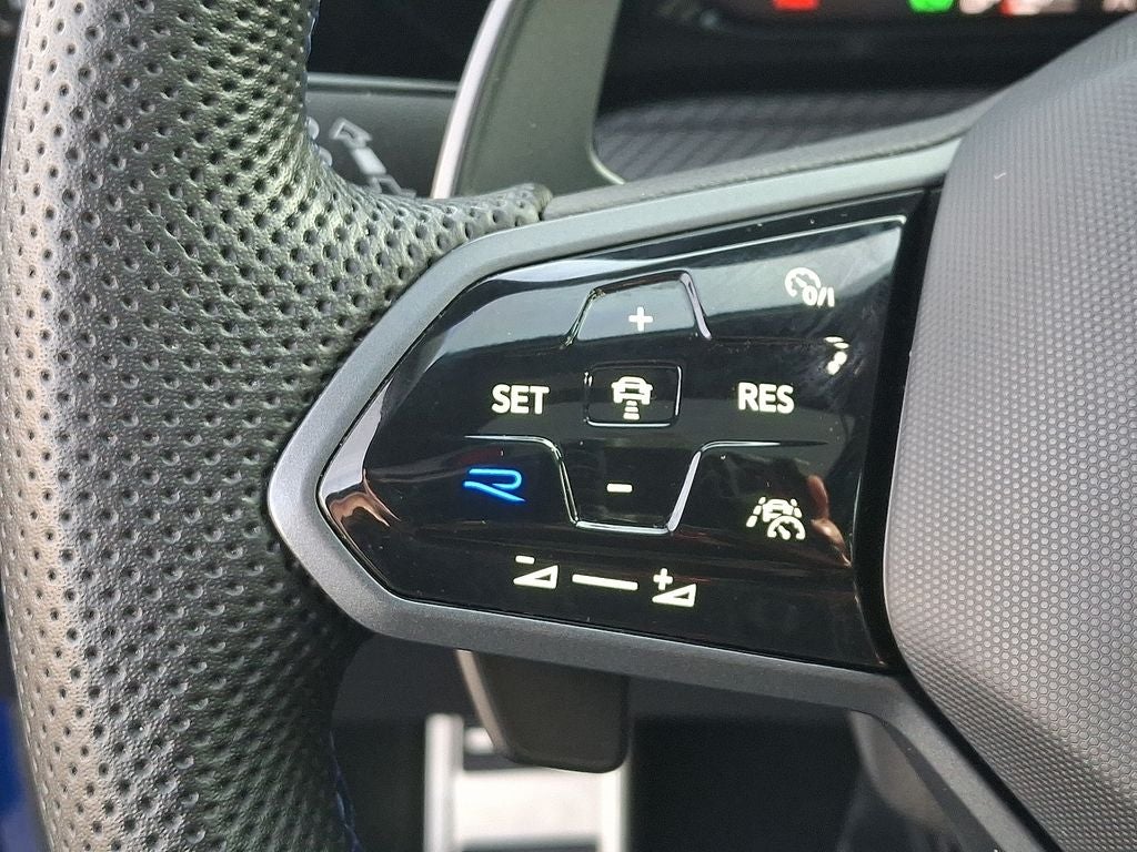 2024 Volkswagen Golf R 2.0T