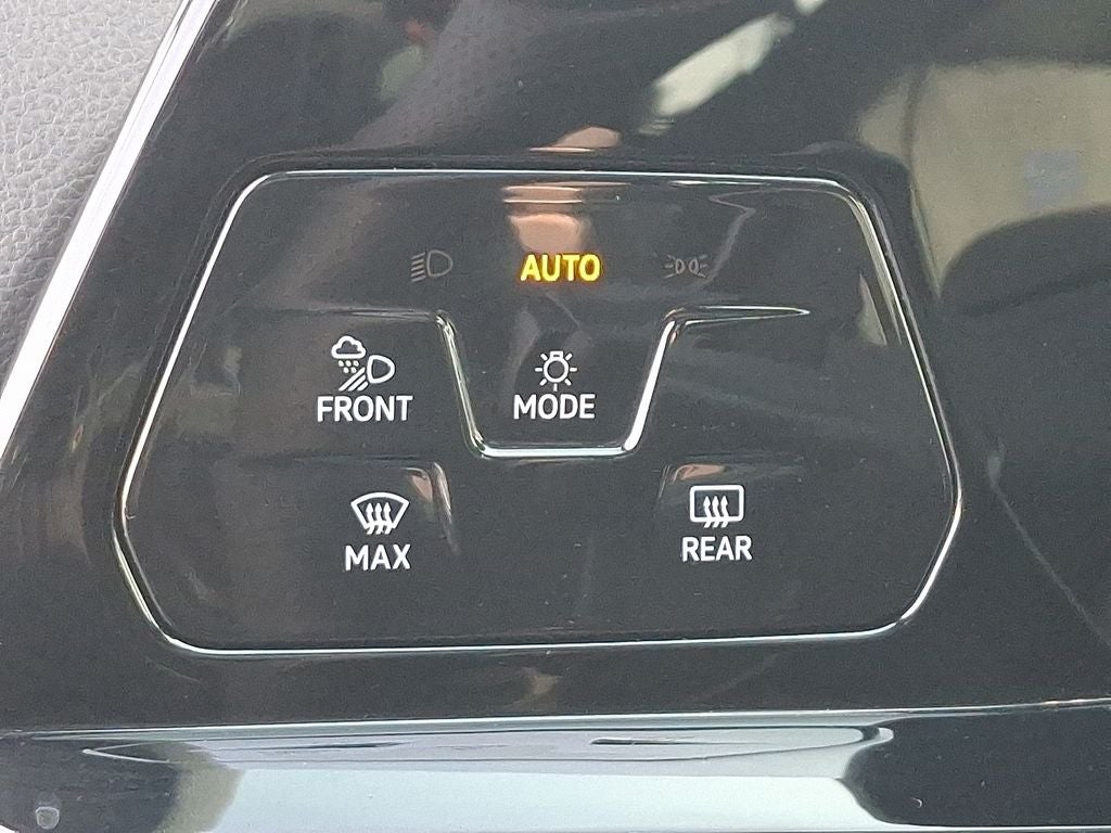 2024 Volkswagen Golf R 2.0T