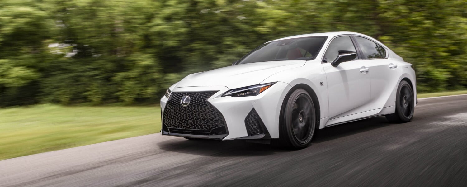 New Lexus Cars and SUVs Near Hackensack, NJ
